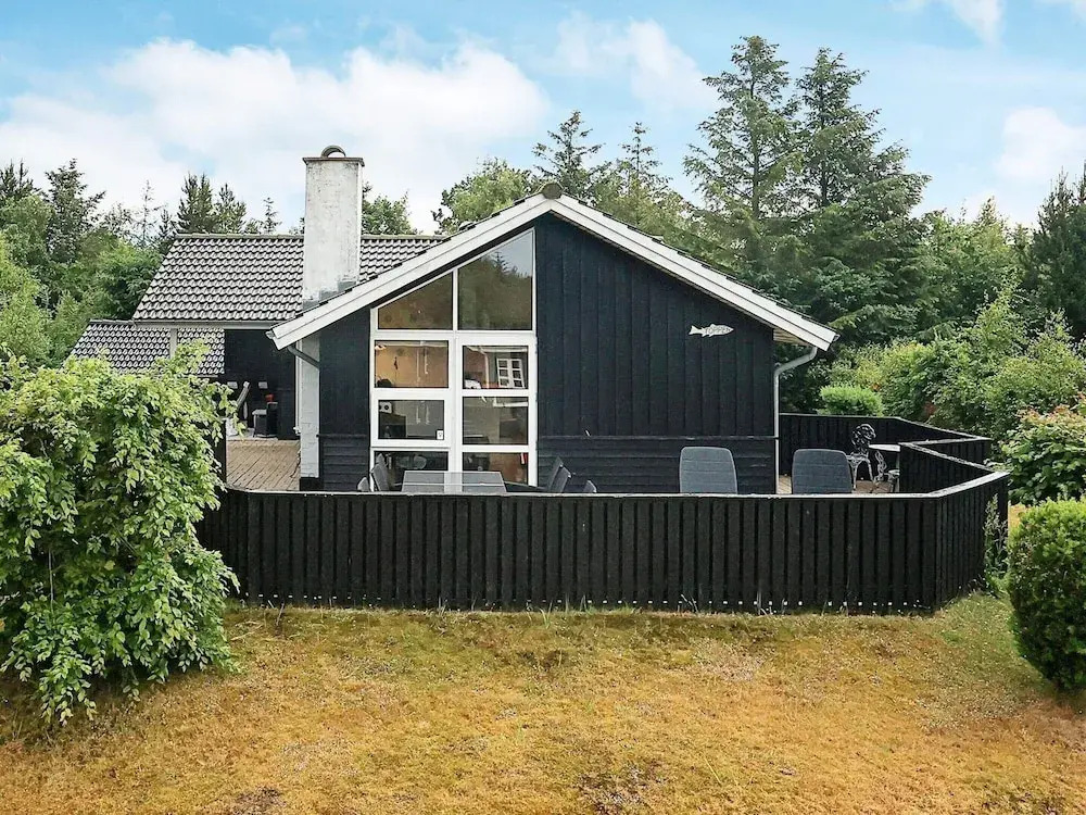 6 Person Holiday Home in Hals