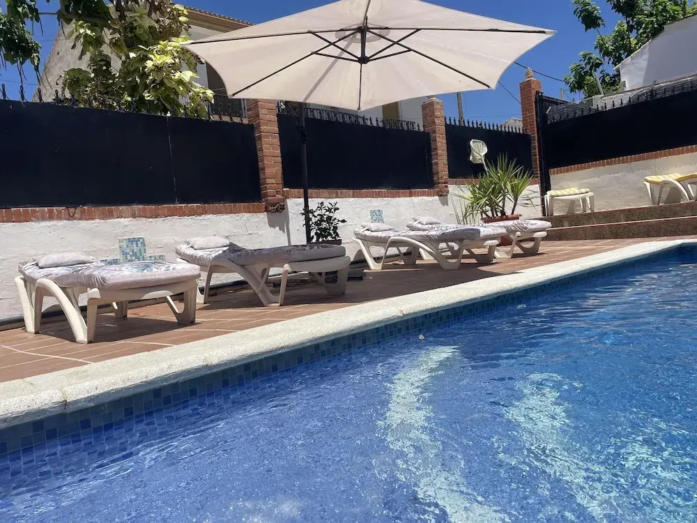 Lovely 10-Bed Villa with Private Pool & Garden