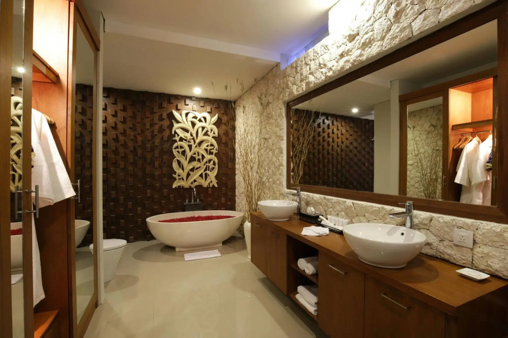 Royal Nyanyi Villa