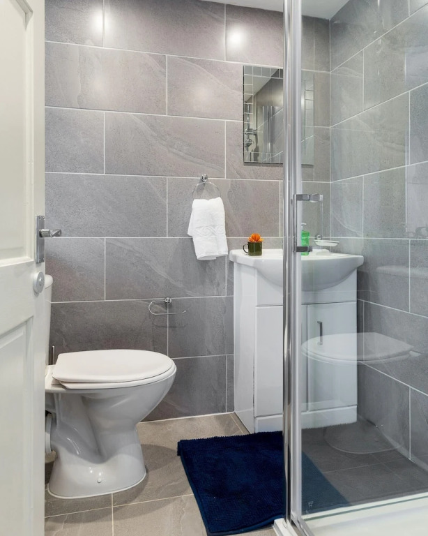 Luxury 2-bed 2-bath Apartment Near Marble Arch