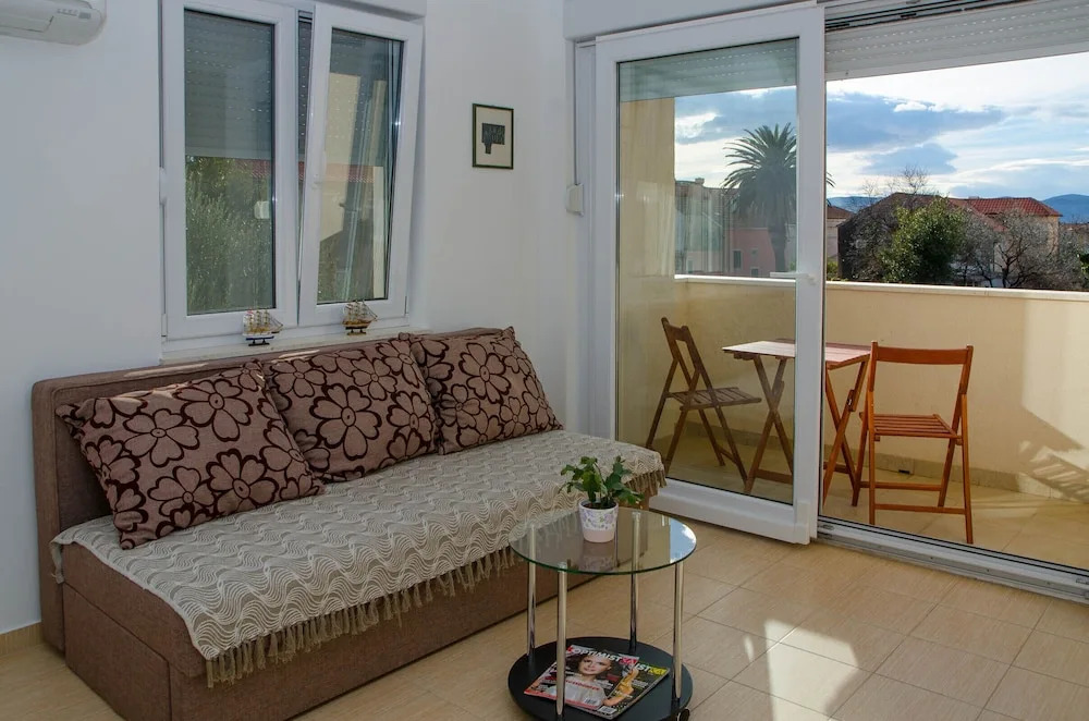 Apartments Leko