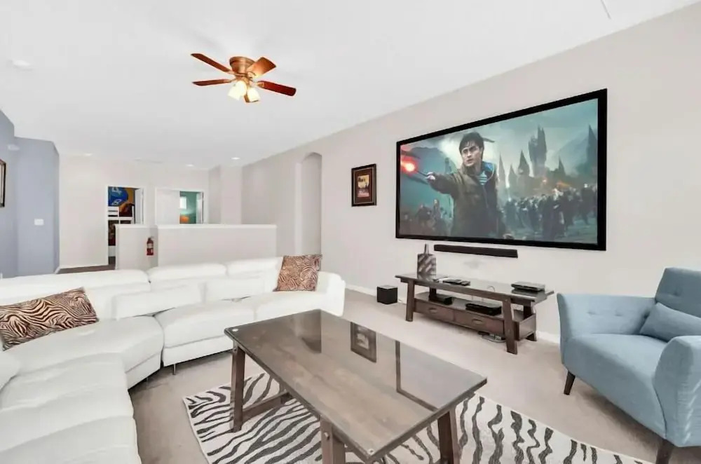 Stunner 6Br W/ South Pool, Lake View & Near Golf