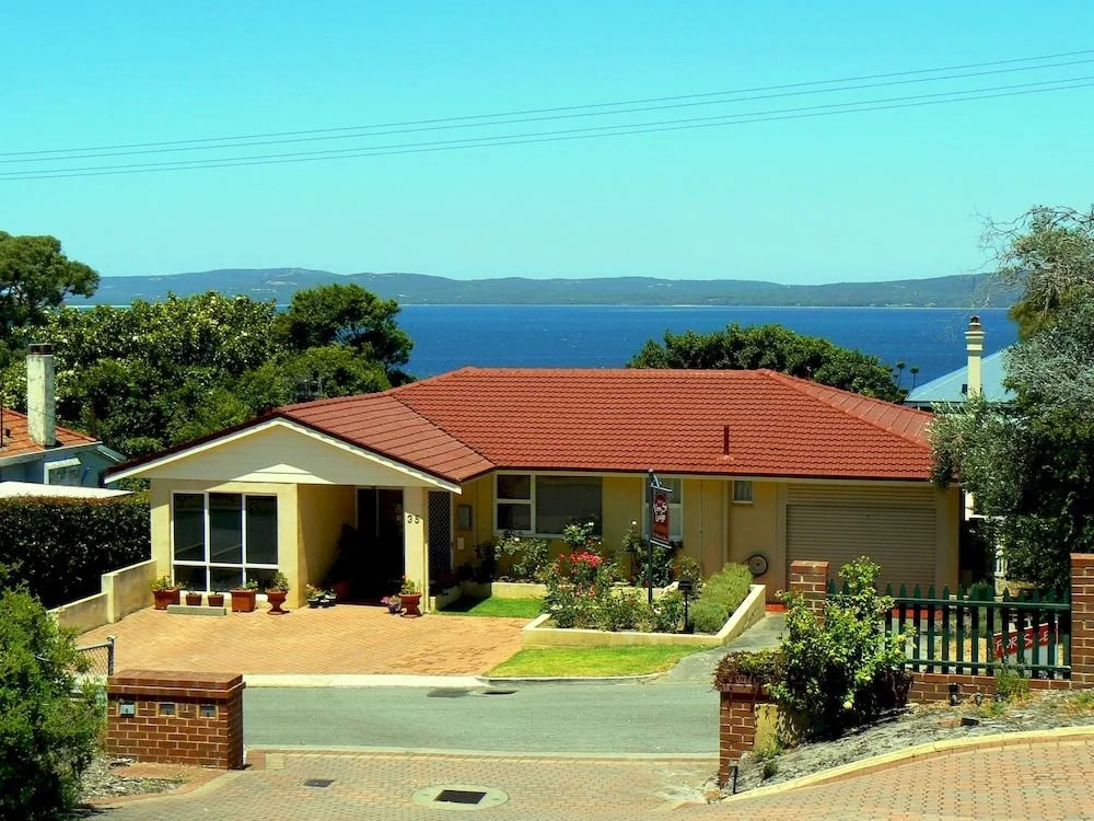 Albany View Street Lodge