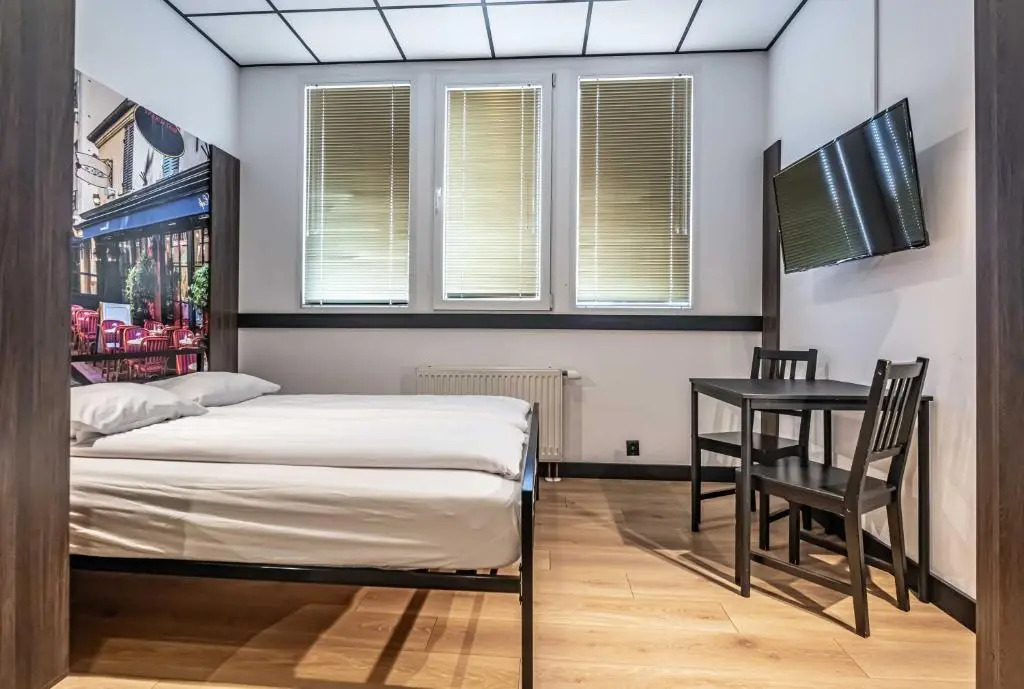 Vola Hostel