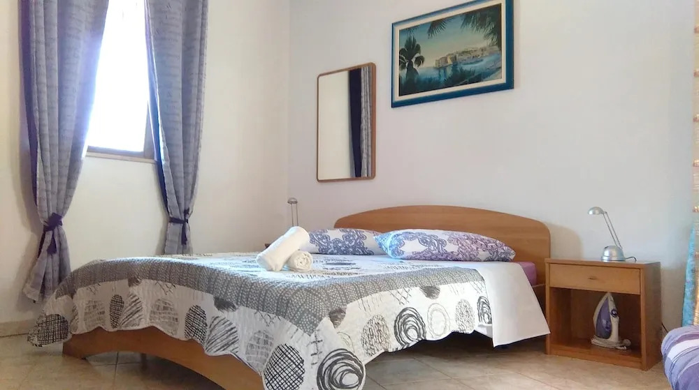House With 2 Bedrooms in Krnica, With Enclosed Garden and Wifi - 2 km