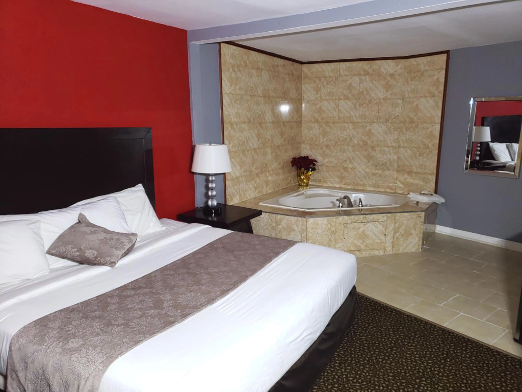 Regency Inn & Suites