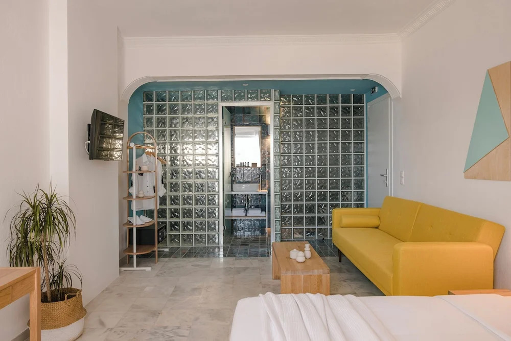 Aria Blue Suites