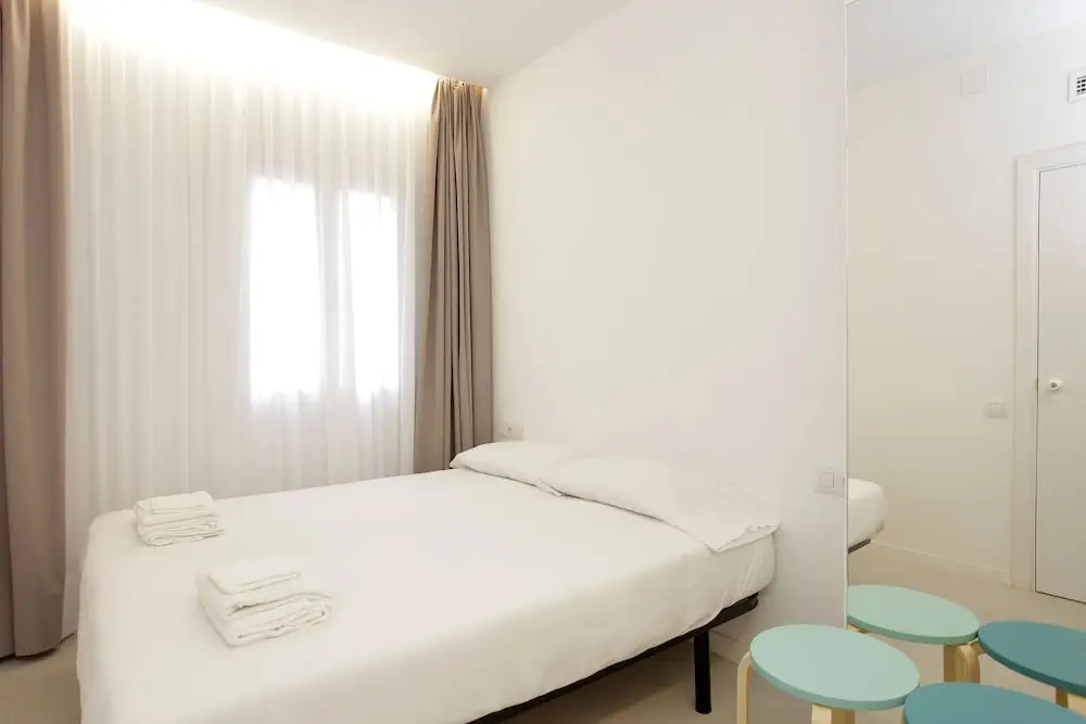 1416 - The Green Blooming Apartment