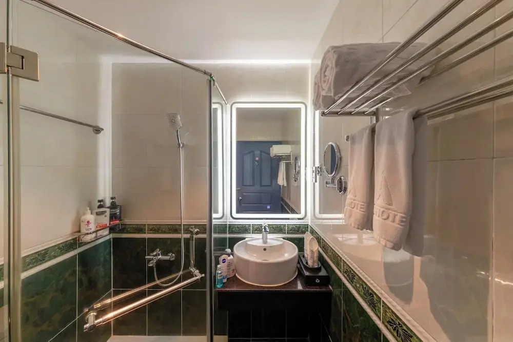 A25 Premium Hotel - 277 Lê Thánh Tôn