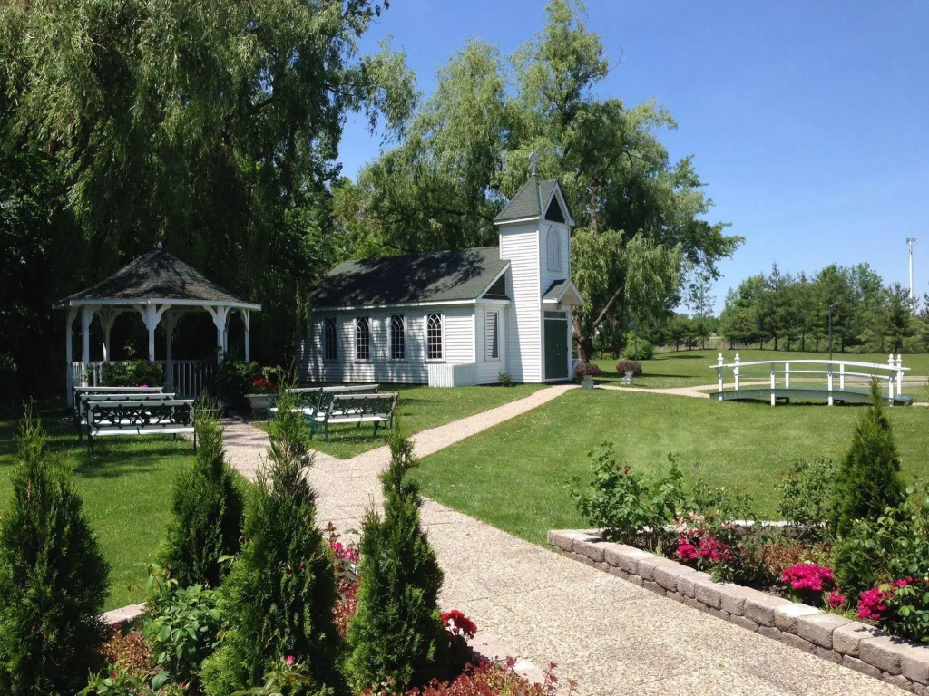 The Peninsula Inn