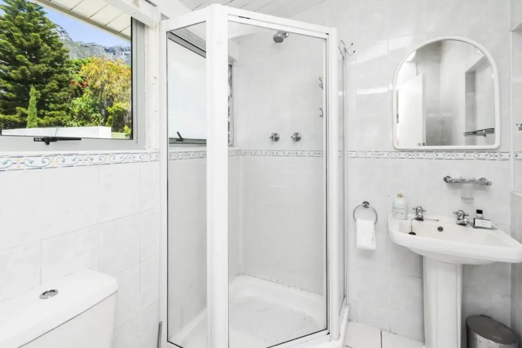 Atlantic Sunsets Camps Bay Villa with Ocean Views