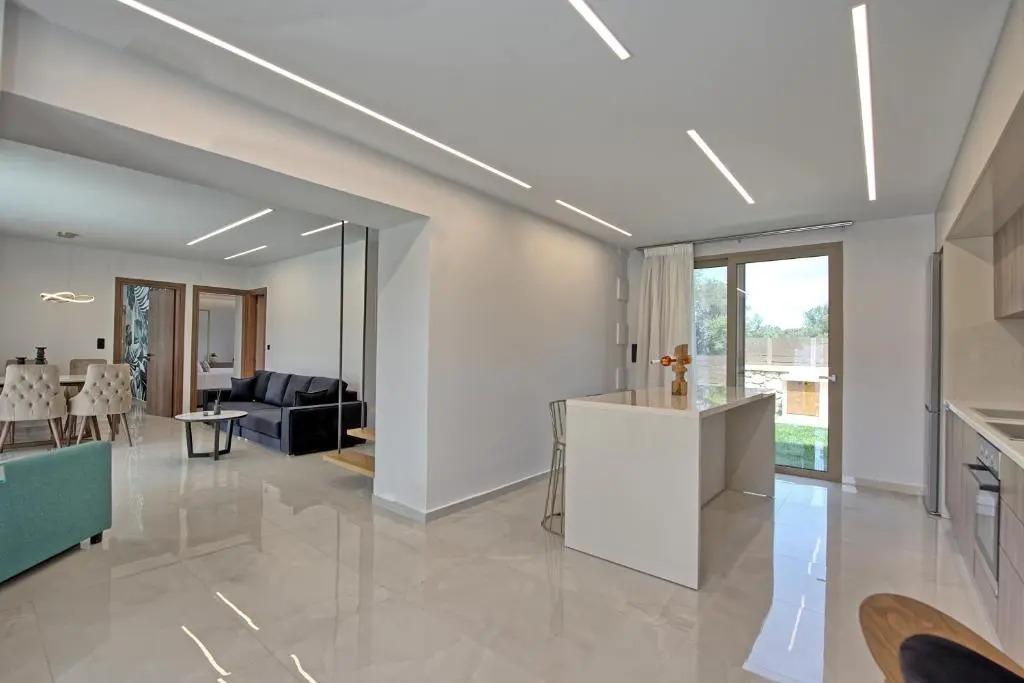 Villa Silentium Evilia by PosarelliVillas