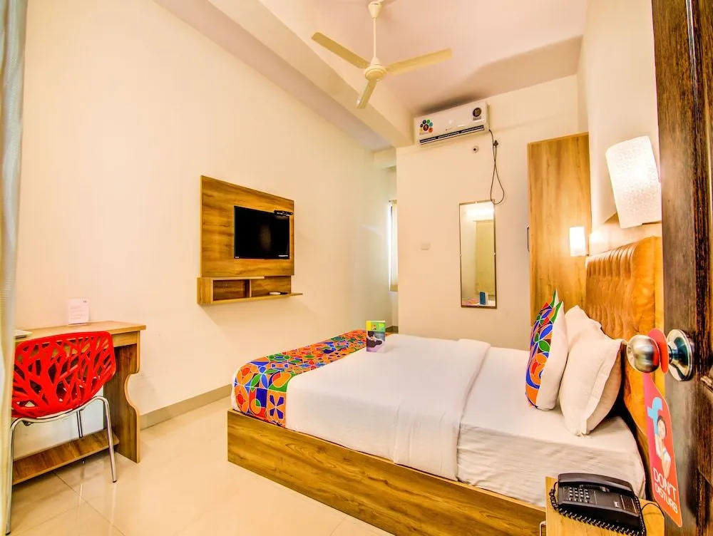 FabHotel Prasad Residency