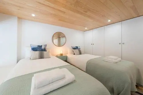 Bmyguest - Downtown Mezzanine Apartment