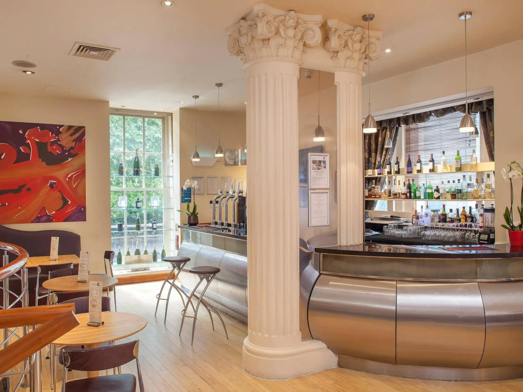 Hyde & Seek, London Hyde Park, a Tribute Portfolio Hotel