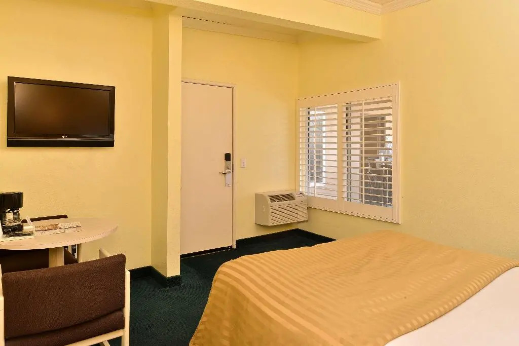 Americas Best Value Inn & Suites Anaheim