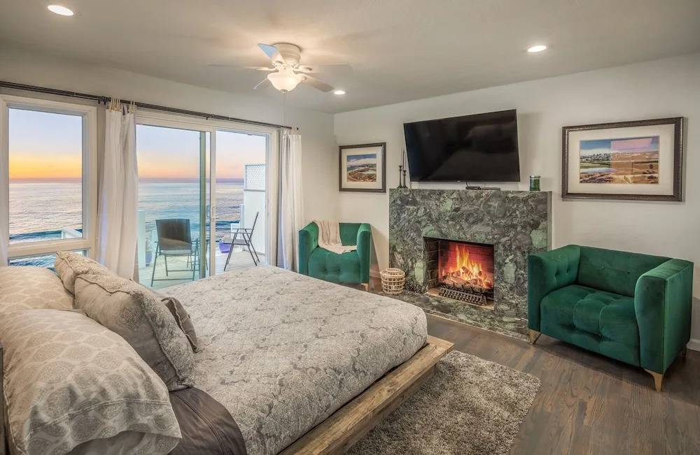 Neptune Beach House 2 Bedroom Home