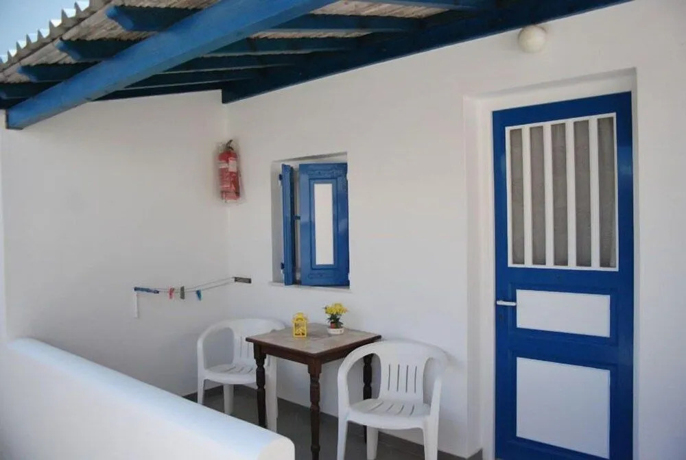 Aigaio View Studios & Rooms