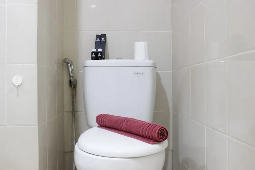 Favorable 1BR Apartment at Parahyangan Residence near UNPAR