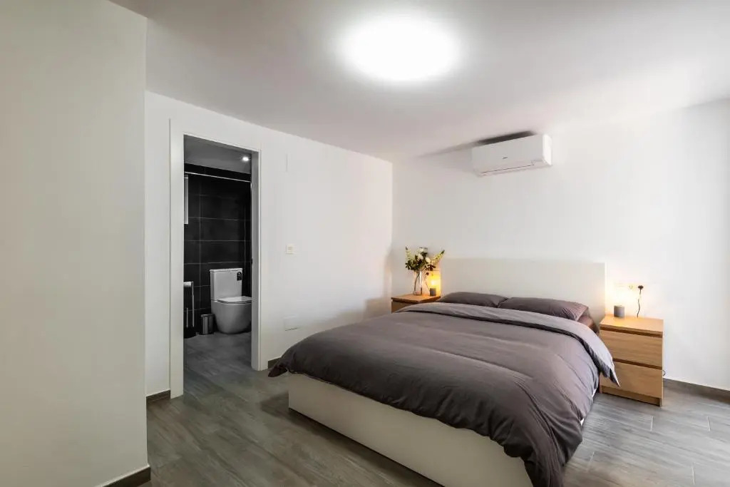 Calle Marbella Chalet with Garden by Beach