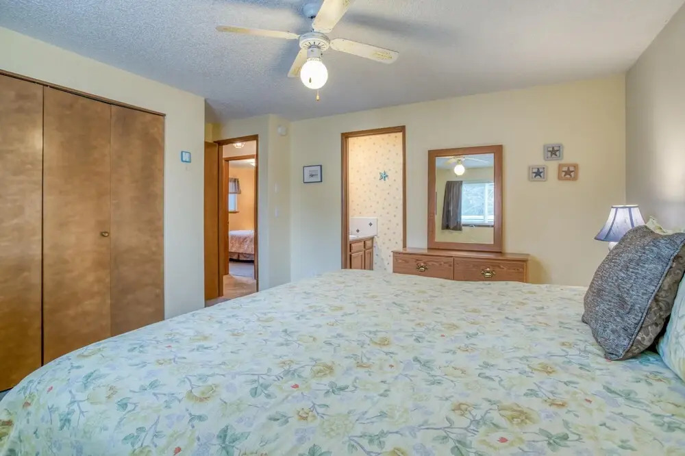 Sandy's Beach Place