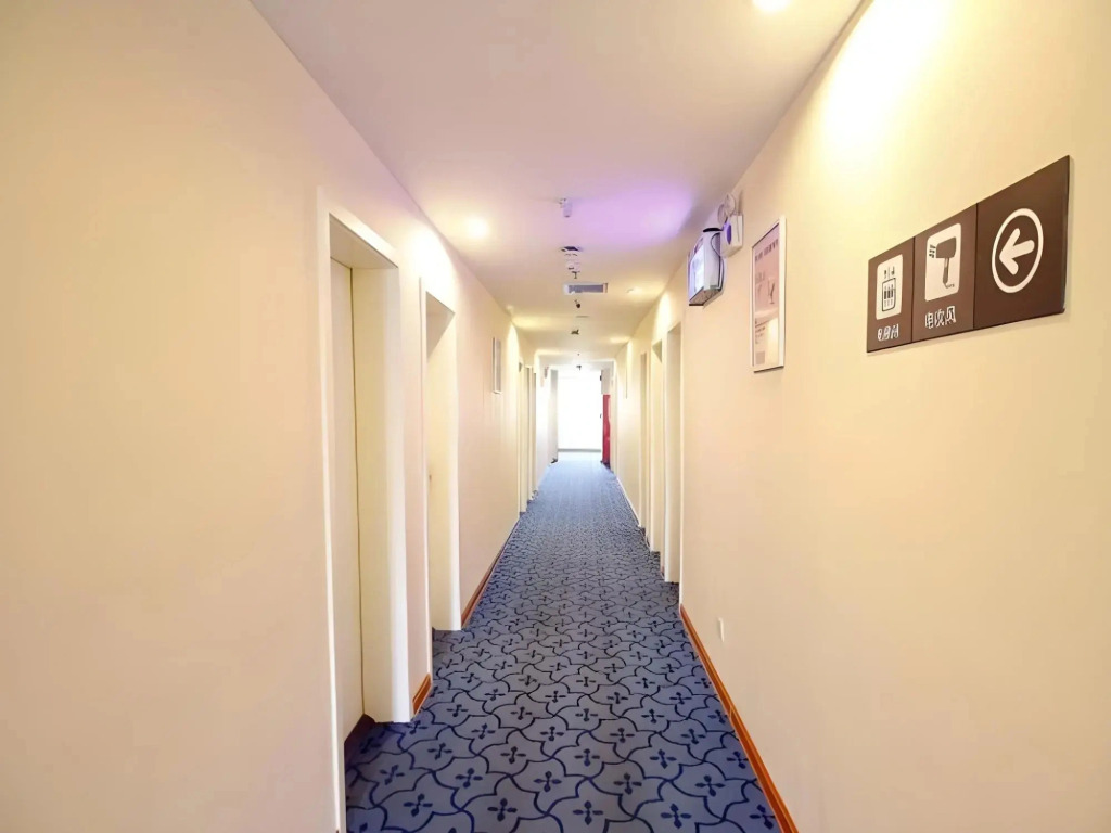 Tingfeng Hotel