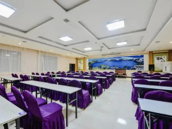 Home Inn - Baishan No.16 Middle School Huayi Selected Hotel