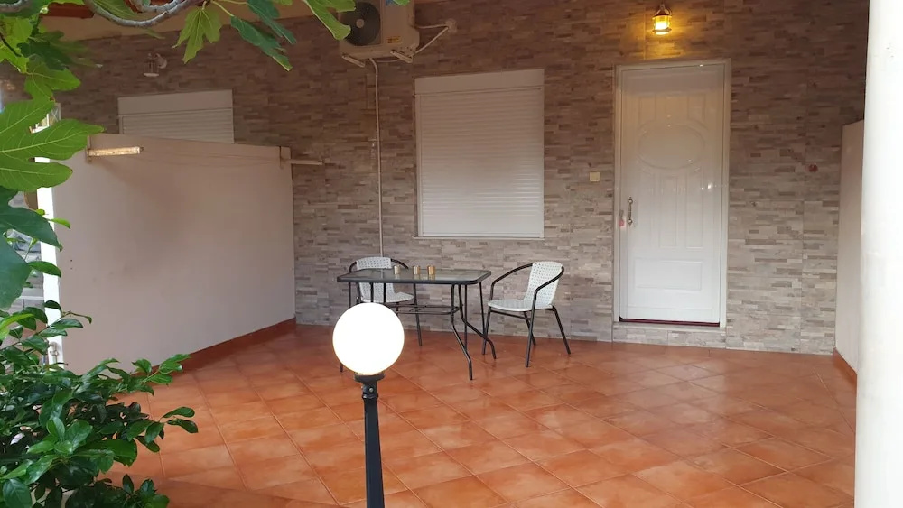 K1-George Apt. by the Sea and Airport