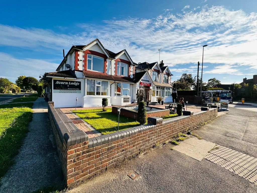 Acorn Lodge Hotel Gatwick & Parking