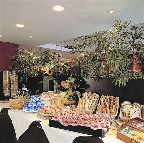 Hotel Athena