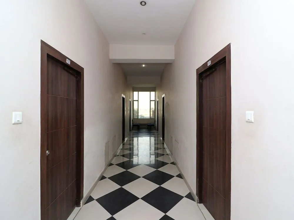 OYO 14703 Hotel Gen X Aravali