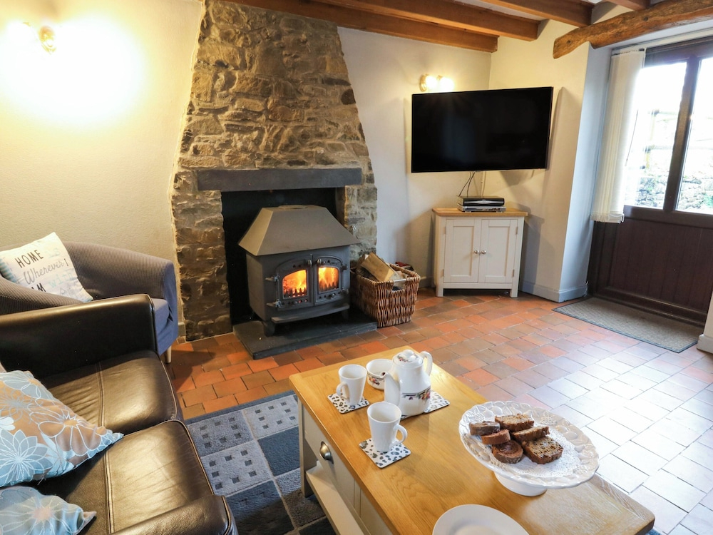 Old Farmhouse Cottage