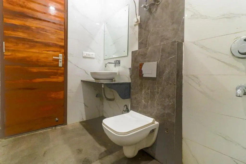 Hotel Vertu IGI Delhi Airport By OPO,Free Airport Pickup & Drop