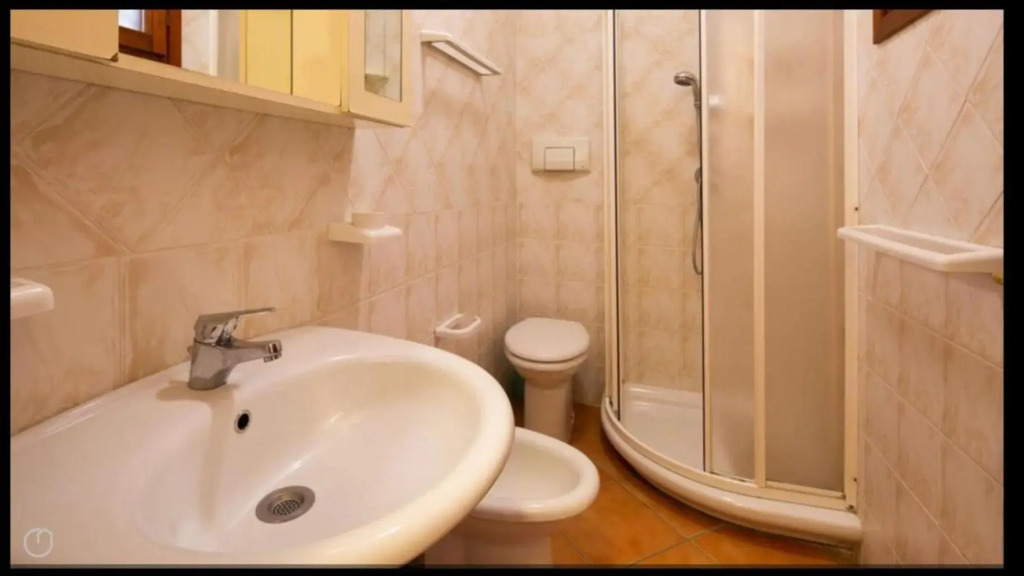Airport-Port-Commercial Center-Garden-Trilo da1 a 6 persone wi fi -Verde