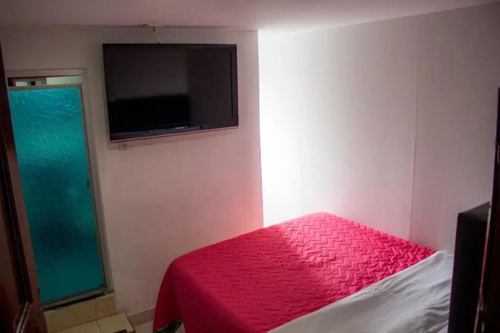 Hotel Punto 100