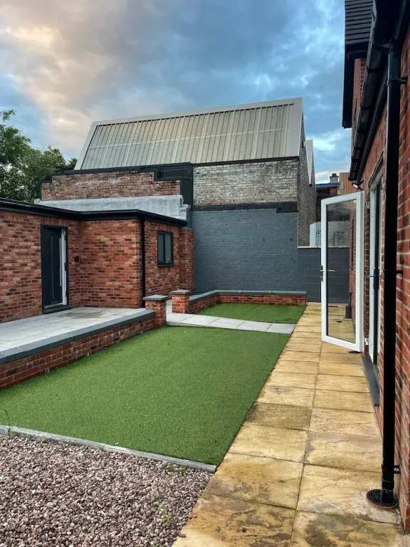 Citrine Suite - Sleeps 8 With Parking
