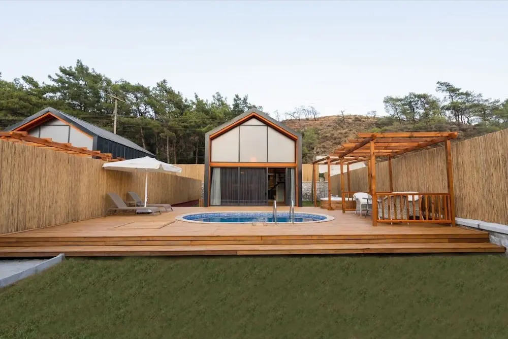 Lost Bungalow