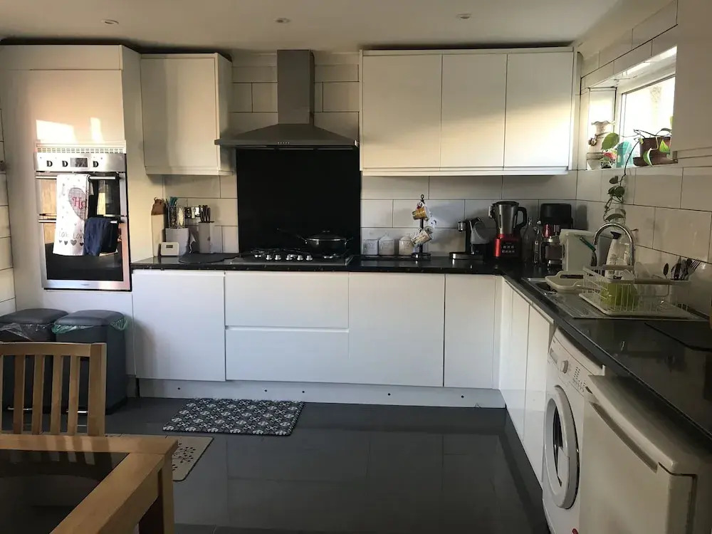 Stunning 3-bed House in Cardiff