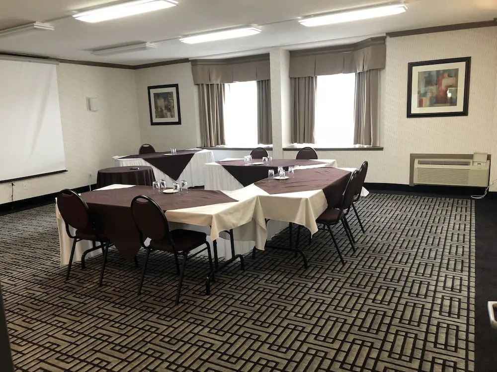 Best Western Laval-Montreal