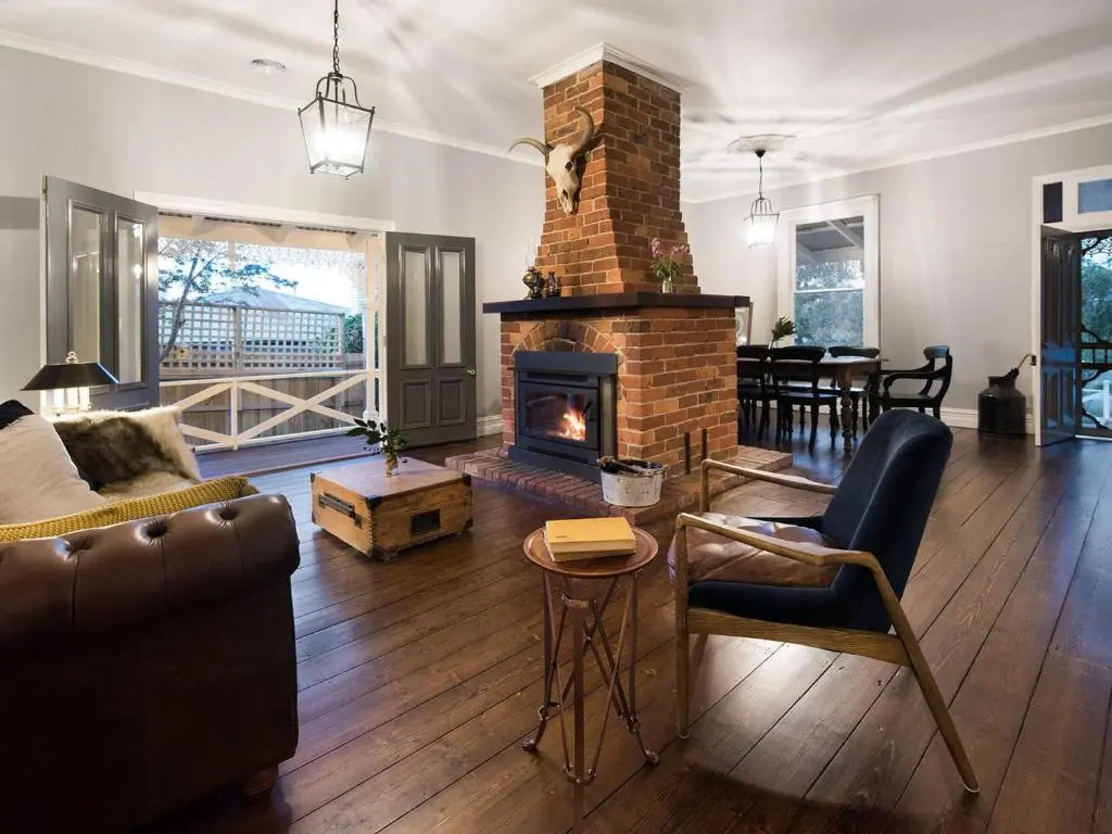 Dunroman - modern comfort, old world charm