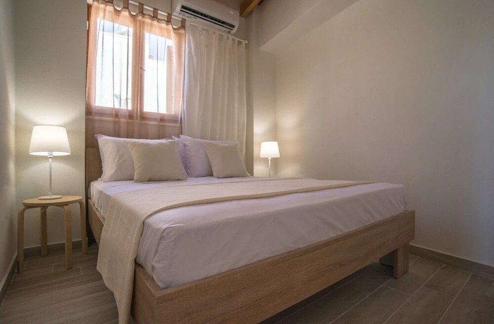 Aelia Apartments