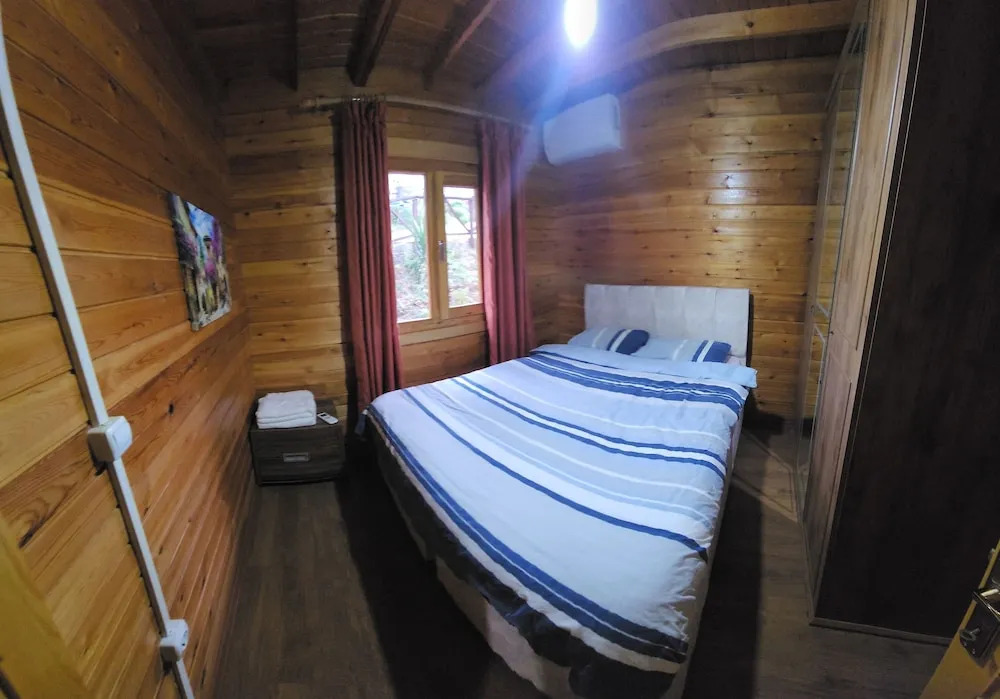 Nefes House