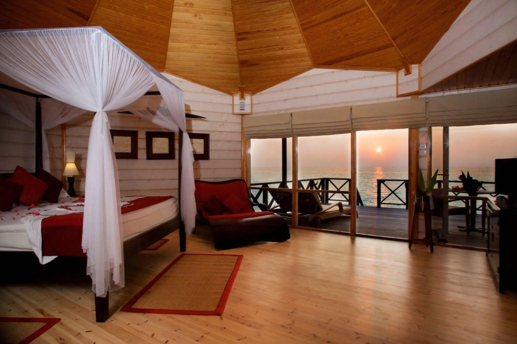 Komandoo Island Resort & Spa