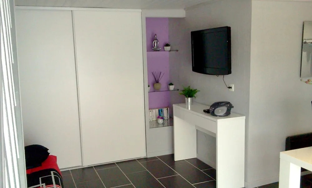 House With one Bedroom in Rodes, With Furnished Terrace and Wifi
