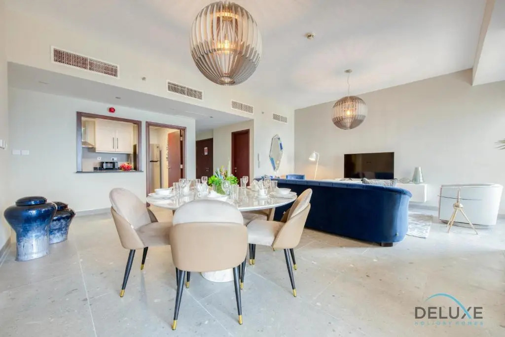 Sophisticated 2BR with Assitant's Room in Amwaj 4 JBR by Deluxe Holiday Homes