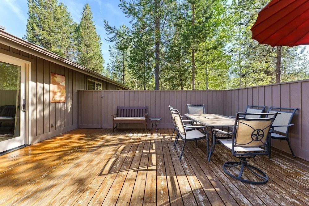 Bright Retreat Hot Tub Plus Sharc Access
