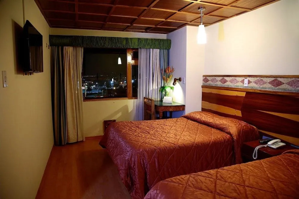 Hotel Zeus