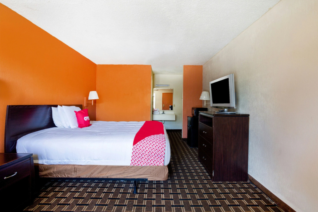 OYO Hotel Pensacola I-10 & Hwy 29