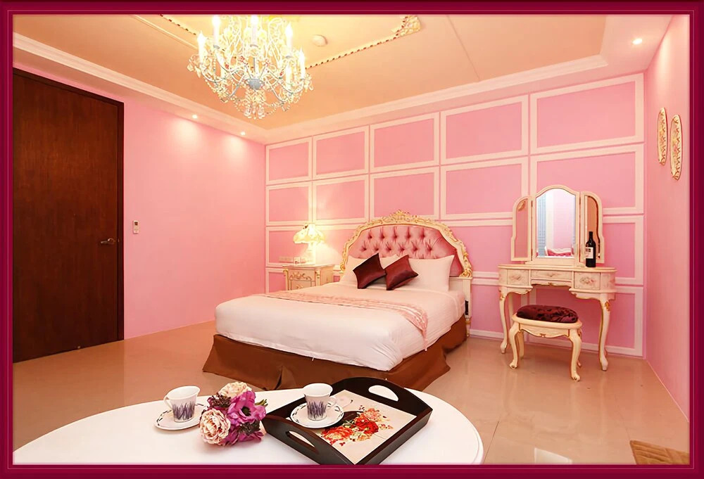 Alice B&B