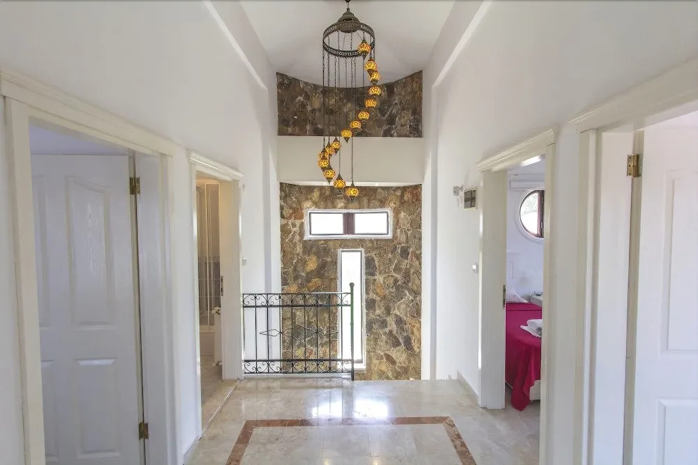 Villa Siesta by Villamnet